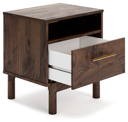 Calverson - One Drawer Night Stand - Medium - Mocha